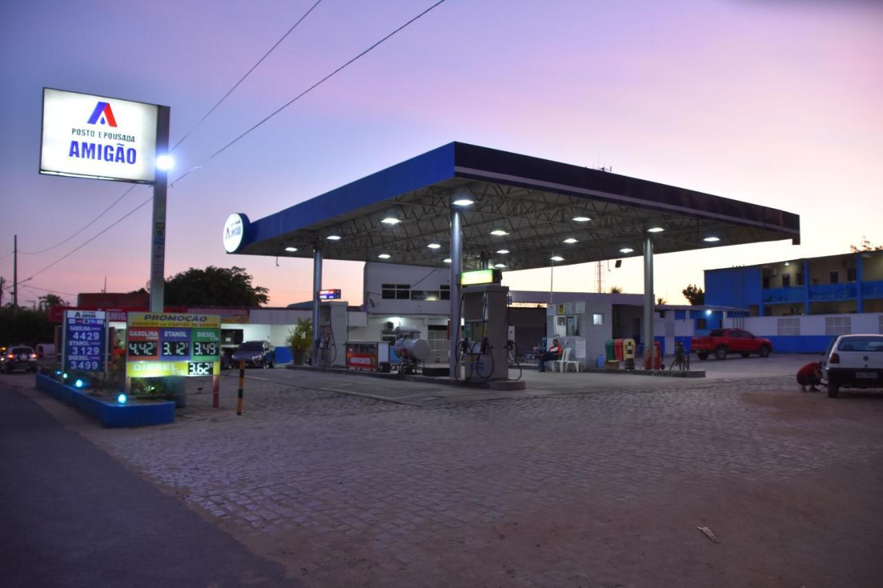 Pousada E Posto Amigao Sao Goncalo do Amarante  ภายนอก รูปภาพ